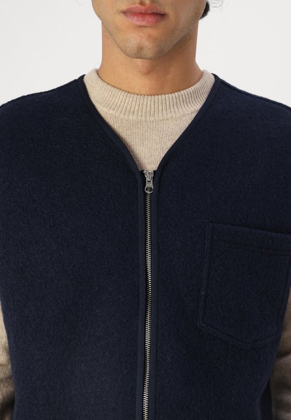 SAHANNES VEST - Waistcoat2