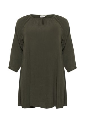 Blusa verde scuro con scollatura rotonda, maniche a 3/4 e un piccolo dettaglio a chiave, realizzata in tessuto leggero e testurizzato.