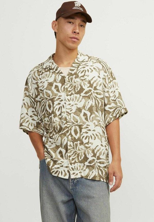 RELAXED FIT - Hemd - tannin