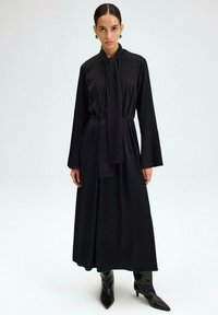 Touché Privé PLEATED - Vestito lungo - black