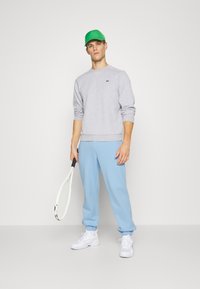 Lacoste Sport CLASSIC - Treningo apatinė dalis - blue