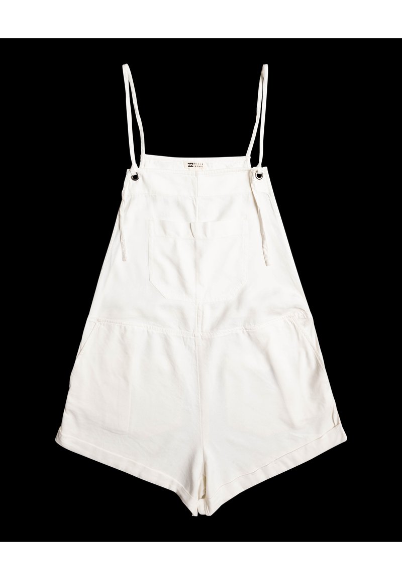 Salopette blanche en coton avec fines bretelles, comportant des poches latérales, une poche arrière, et une coupe ample. Texture lisse et design minimaliste.