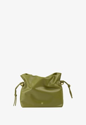 Borsa in pelle verde con un design morbido, dettagli legati e una superficie liscia. Presenta un logo dorato minimalista sulla parte anteriore.