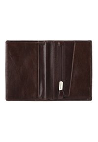 Interior de billetera de cuero marrón con múltiples ranuras para tarjetas, un bolsillo con cremallera y una textura suave. Se puede ver la marca con herrajes dorados.