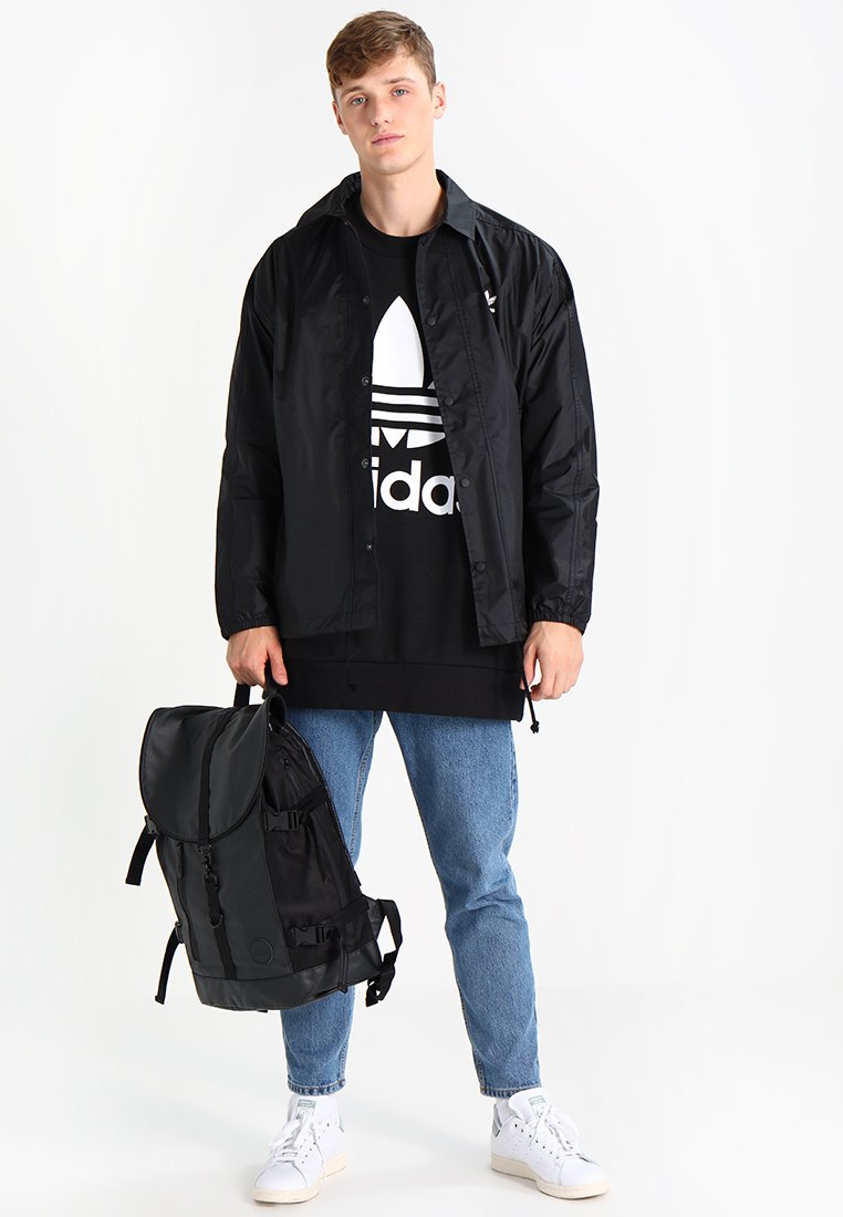 adidas originals tref over crew