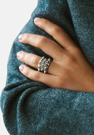 EDBLAD, PEAK - Ring - silver-coloured