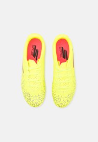 Skechers Performance SKX 1.5 ACADEMY FG - Chaussures de football pour terrain sec - yellow/black