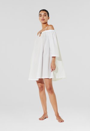 SIGNATURE OFF-SHOULDER SHEER BEACH - Accessorio da spiaggia - white