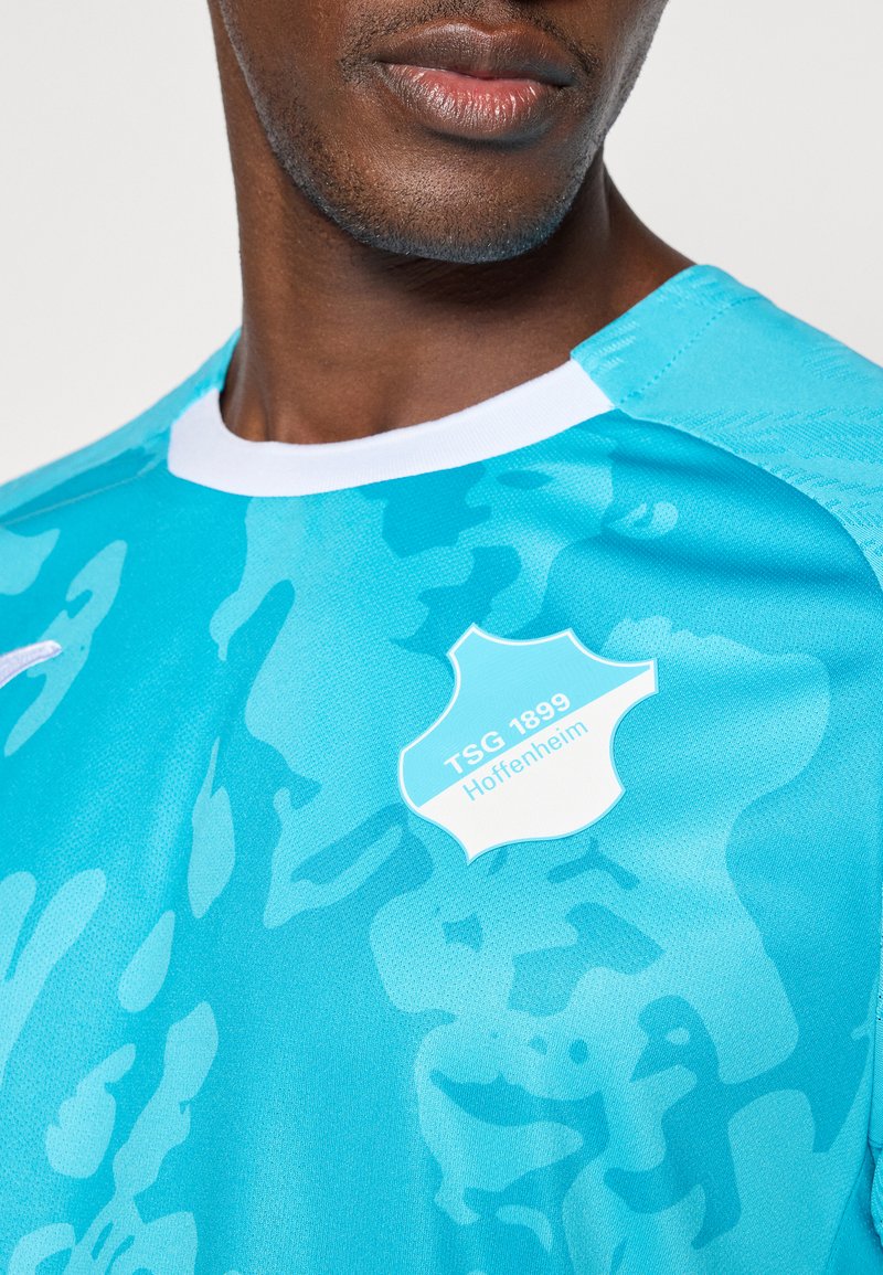 Le TSG Hoffenheim lance un maillot de football spécial Afrique