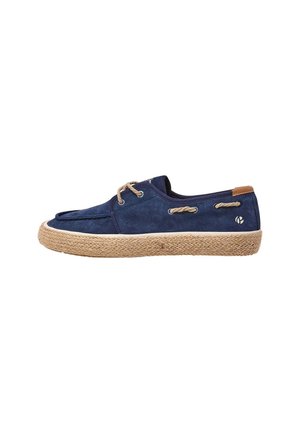 Scarpa casual in camoscio blu navy con lacci in corda beige e suola in juta intrecciata, vista laterale, design basso con logo vicino al tallone.