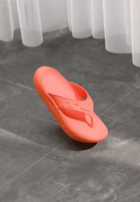 Δεν επιλέχθηκε, aviator orange