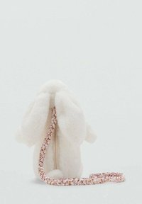 Bela puhasta torba z zajčkom, s suknjami ušesi, z zadrgo in pletenim roza trakom z cvetličnim vzorcem. Mehka tekstura in zaobljena oblika.