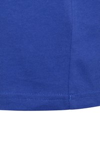 adidas Performance TEE - Camiseta estampada - semi lucid blue/white