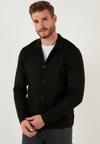 Buratti Vest - black