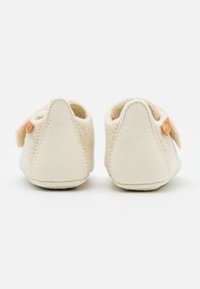 Bisgaard UNISEX - Chinelos - creme