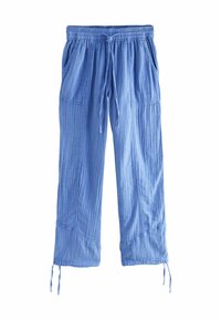 Lichtblauwe, lichte broek met gestructureerde verticale strepen, een elastische tailleband, een trekkoord en zijzakken. Gekorte lengte met touwtjes aan de manchetten.