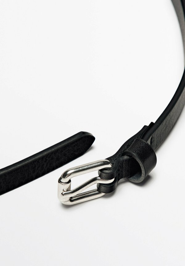 WITH SQUARE BUCKLE - Belt2