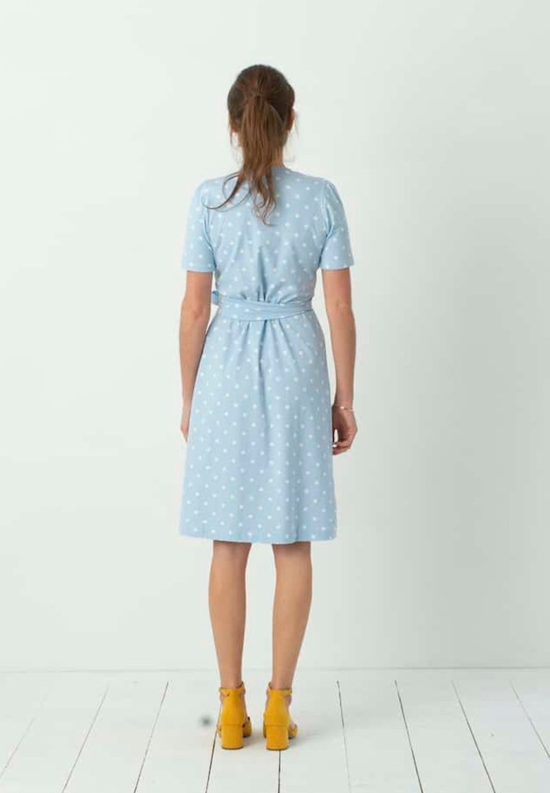 Damen Freizeitkleider | Marjolein Elisabeth ROOS Freizeitkleid lichtblauw wit/hellblau - QM64995 Damen Freizeitkleider | Marjolein Elisabeth ROOS Freizeitkleid lichtblauw wit/hellblau - QM64995