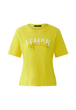 Gelbes Kurzarmhemd mit „LEMON“ in weißer und gelber strukturierter Schrift auf der Vorderseite, Rundhalsausschnitt und schlichtem Rücken.