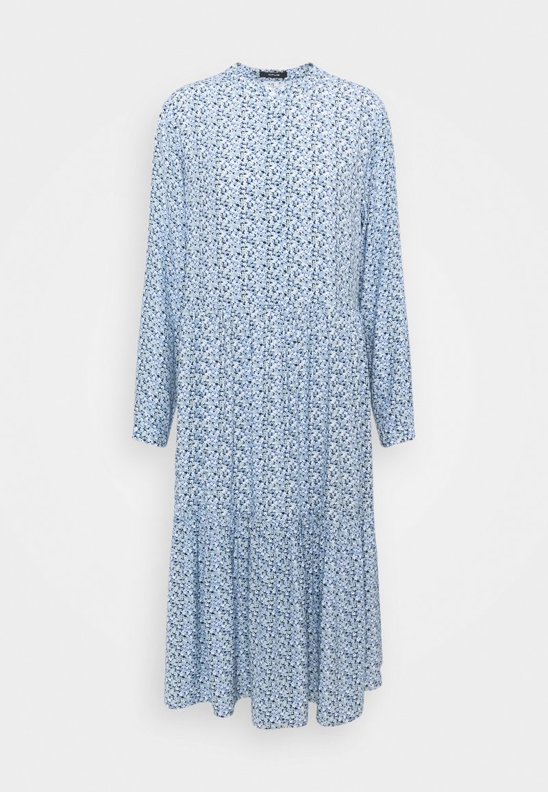 Robe midi bleu clair à manches longues avec un petit imprimé floral foncé et un col rond, avec une jupe à volants.