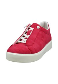 Rote Wildledersneaker mit weißen Schnürsenkeln, abgerundeter Zehenpartie und einer strukturierten Gummisohle. Hat gestickte Akzente und ein minimalistisches Design.