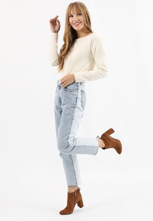 Ankle boots - light brown