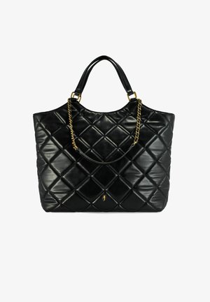 Czarna torebka tote z pikowanej skóry o dużej pojemności. Posiada złote akcenty w postaci łańcucha oraz dwa mocne uchwyty. Gładka faktura z diamentowym wzorem.