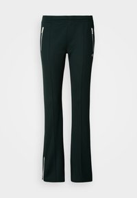 Neizvēlēts, sinople