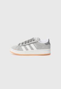 Unselected, grey three/white