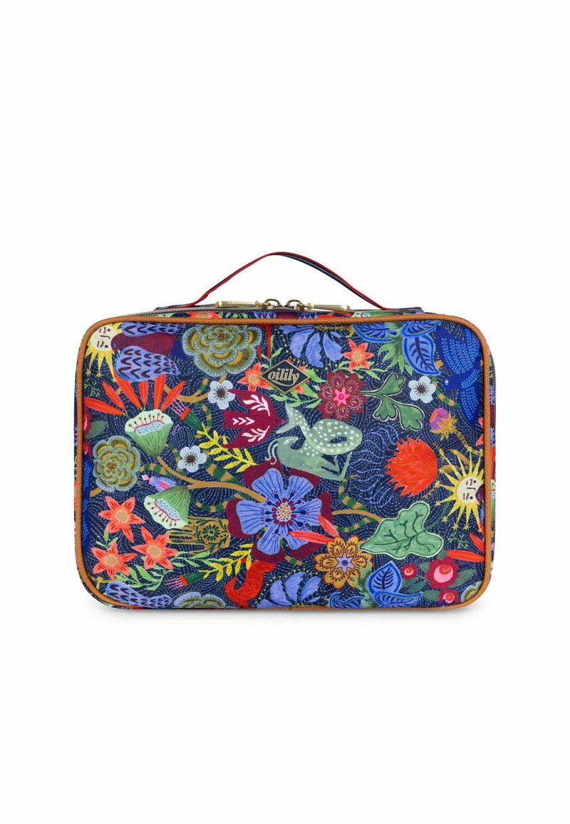 Kleurige rechthoekige tas met bloemenpatronen, met een donkerblauwe achtergrond, gouden hardware en een rode handgreep. Gemaakt van duurzaam textiel.