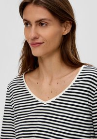 s.Oliver - Bluzka z długim rękawem