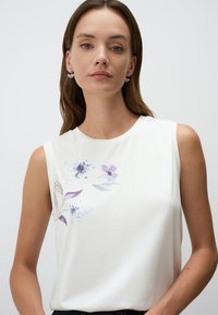 Jimmy Key FLORAL DETAILED CREW-NECK SLEEVELESS - Top - white