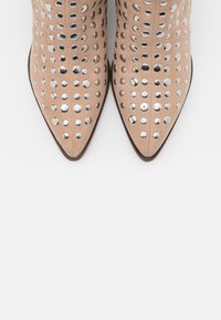 Copenhagen Shoes Botines bajos - nude