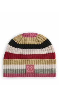 Strickmütze mit horizontalen Streifen in Creme, Rot, Schwarz, Oliv und Pink, mit einer gerippten Textur und einem pinken Logo-Patch am Rand.
