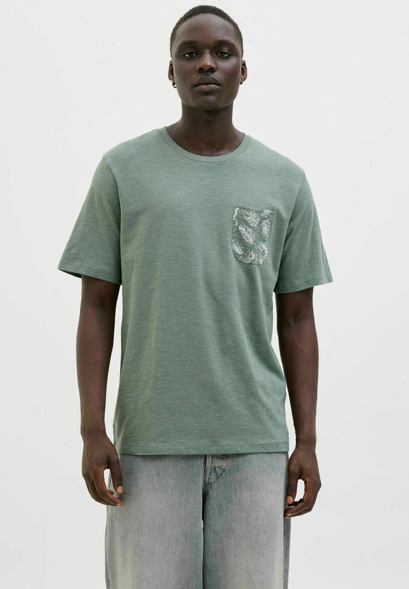 Jack & Jones - Original Studio - T-shirt Oversize Nera Con Scritta Stampata Sul Retro