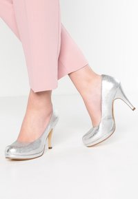 Tamaris Klassiska pumps - silver-coloured