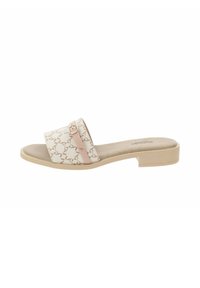 Sandalia deslizante de punta abierta en crema con acentos en rosa. Presenta un patrón texturizado y un tacón plano. Plantilla suave para mayor comodidad.