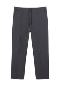 Mörkgråa sweatpants i mjukt tyg. Inkluderar en elastisk midja med snörning, sidofickor och diskret branding på benet.
