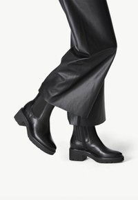 Tamaris - Platform ankle boots - black Thumbnail Image 1