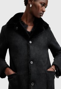 AllSaints SERRA SHEARLING  - Cappotto invernale - black