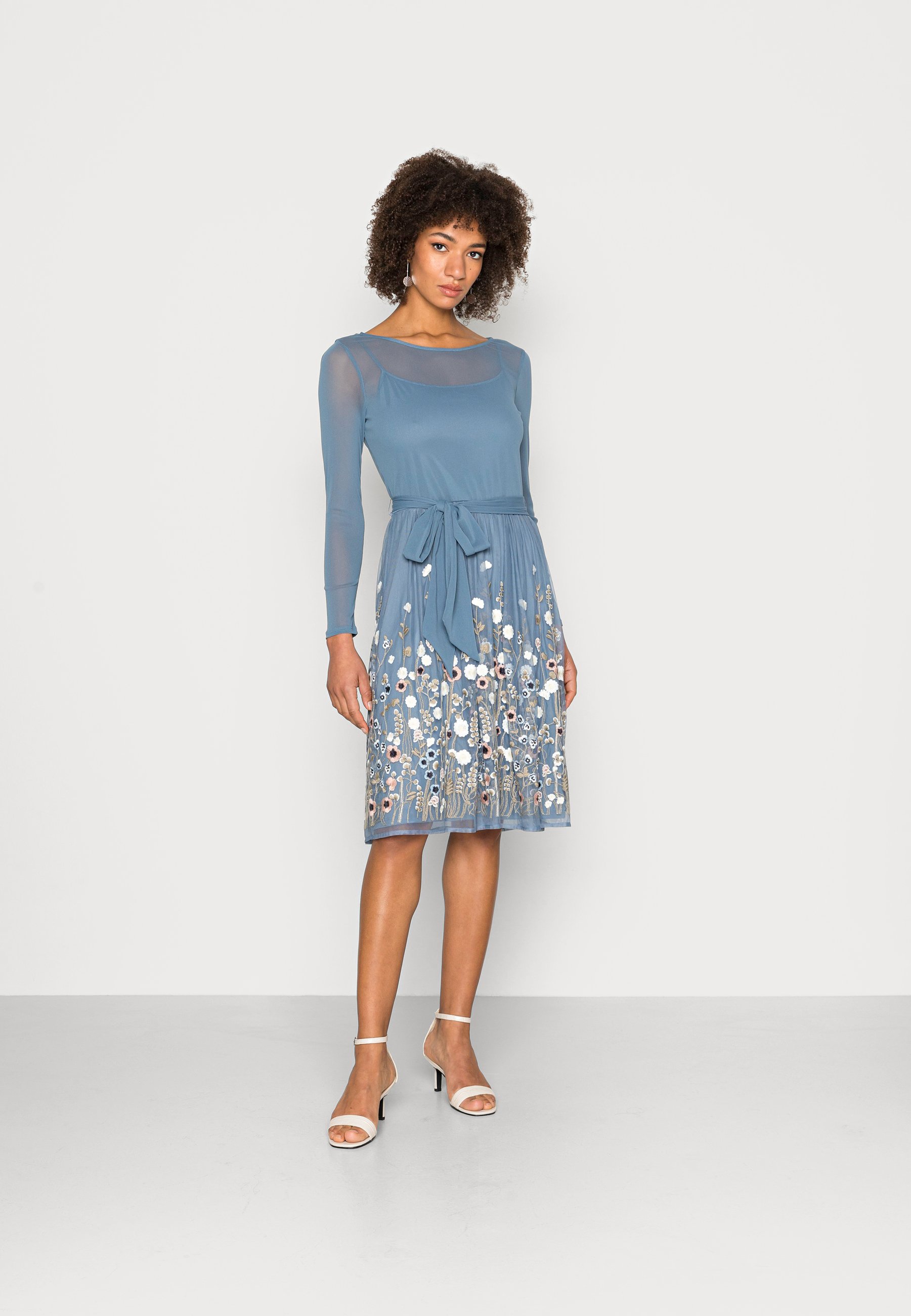 Esprit Collection EMBROID - Cocktailkleid/festliches Kleid - grey blue/blaugrau  - Zalando.de