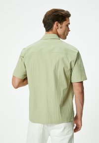 Koton SHORT SLEEVE - Skjorter - khaki
