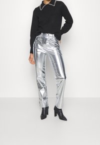 JDY Tall Trui - black