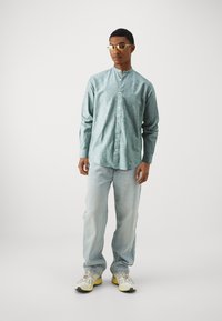 Selected Homme REGNEW CHINA  - Camicia - eden