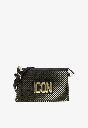 Borsa a tracolla nera con borchie dorate e grandi lettere dorate "ICON" sulla parte frontale, dotata di tracolla regolabile e chiusura con zip.