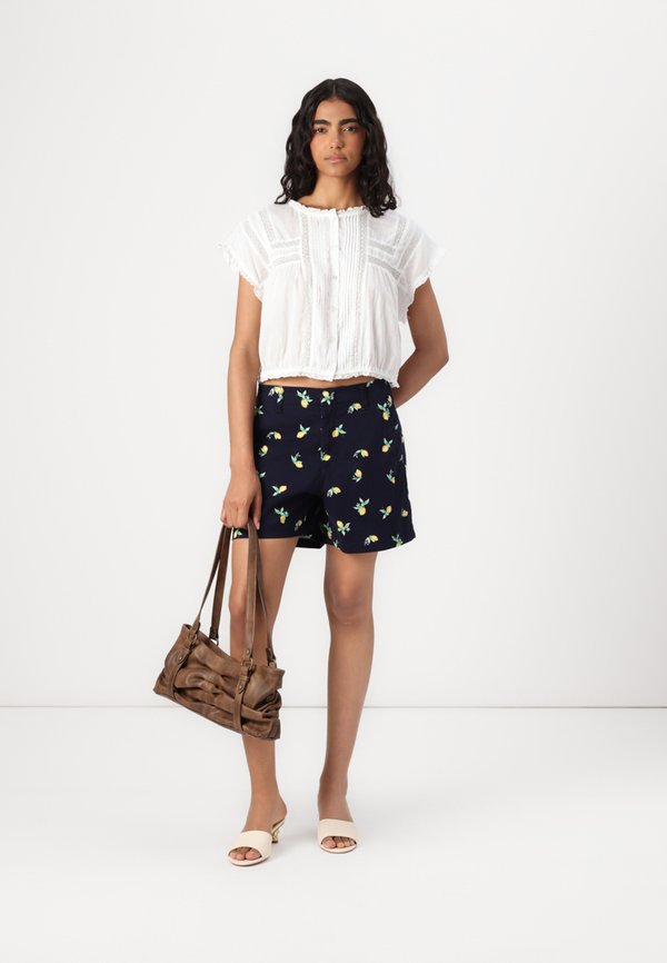 RUFFLE TRIM FASHION SHIRT - Button-down blouse2