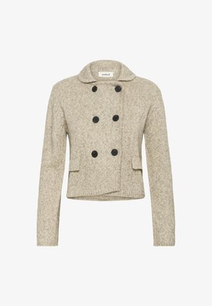 Cárdigan de punto beige con un diseño de doble botón, botones negros y dos bolsillos frontales. Presenta un cuello redondeado y mangas largas.