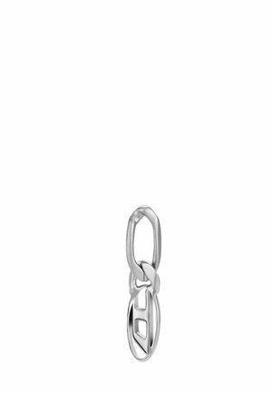 Silberne Metallkette mit glatter, polierter Oberfläche. Verfügt über ein ovales Glied mit ausgeschnittenem geometrischem Design. Minimalistischer Stil.