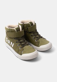 Bata Zapatillas altas - verde