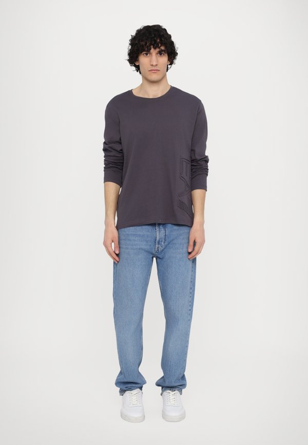 Long sleeved top - periscope2